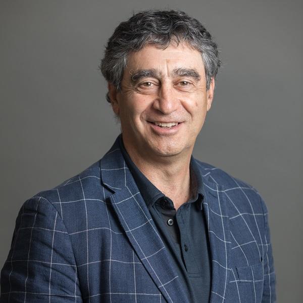 Dr. Nicholas Mohtadi, orthopaedic surgeon in Calgary Alberta