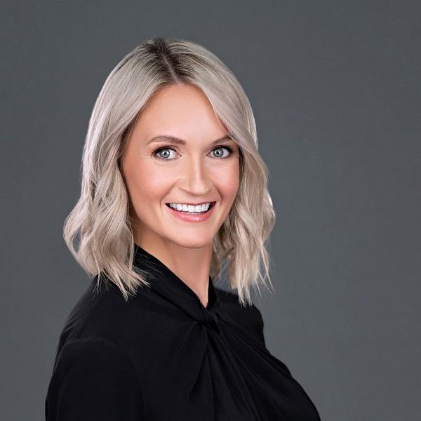 Dr. Randa Berdusco, MD, MSc, FRCSC, orthopedic surgeon specializing in arthroscopic and reconstructive surgery of the shoulder and sports related injuries